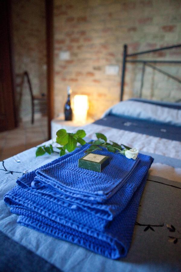 Hostal Casa Dell'Orto San Vito Chietino Habitación foto