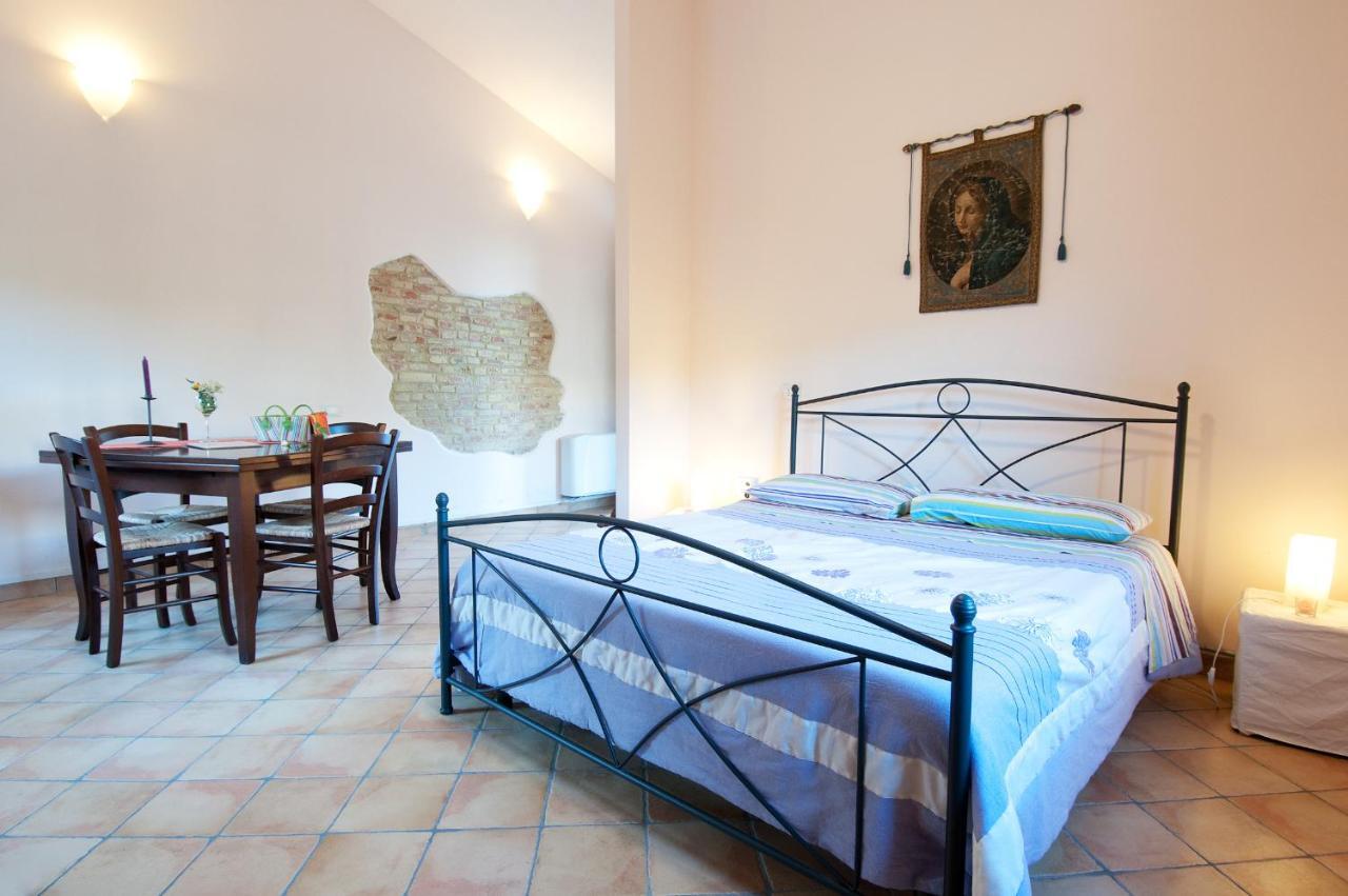 Hostal Casa Dell'Orto San Vito Chietino Habitación foto